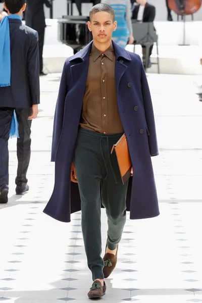 Look 24